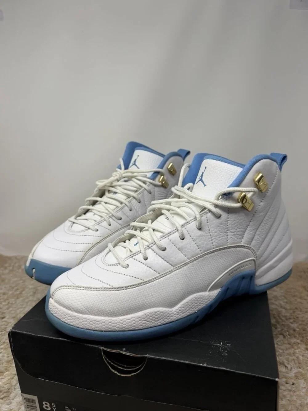 Nike Air Jordan 12 Retro XII University Blue White 510815-127 Size 8.5Y
